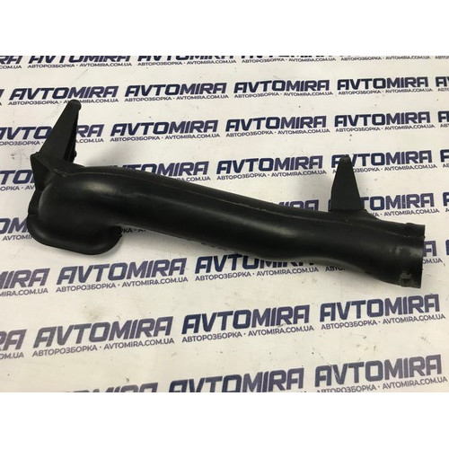Повітропровід Opel Zafira B 1.6 16V 2005-2011 55351756